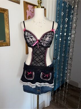 Vintage Y2K Maid Black Lace and Pink Trim Top - Women Intimates & Sleepwear